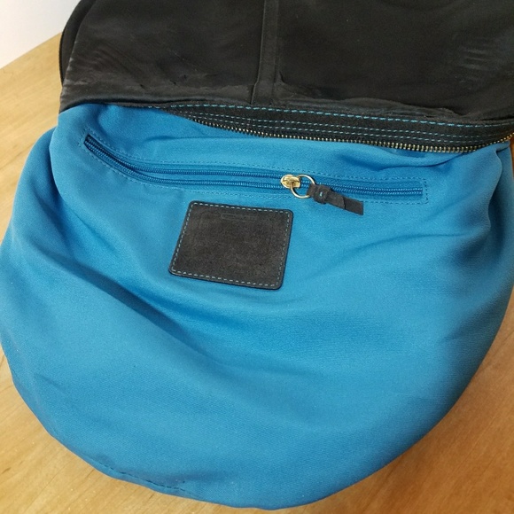 Authentic Coach Hampton Hobo - Picture 5 of 8